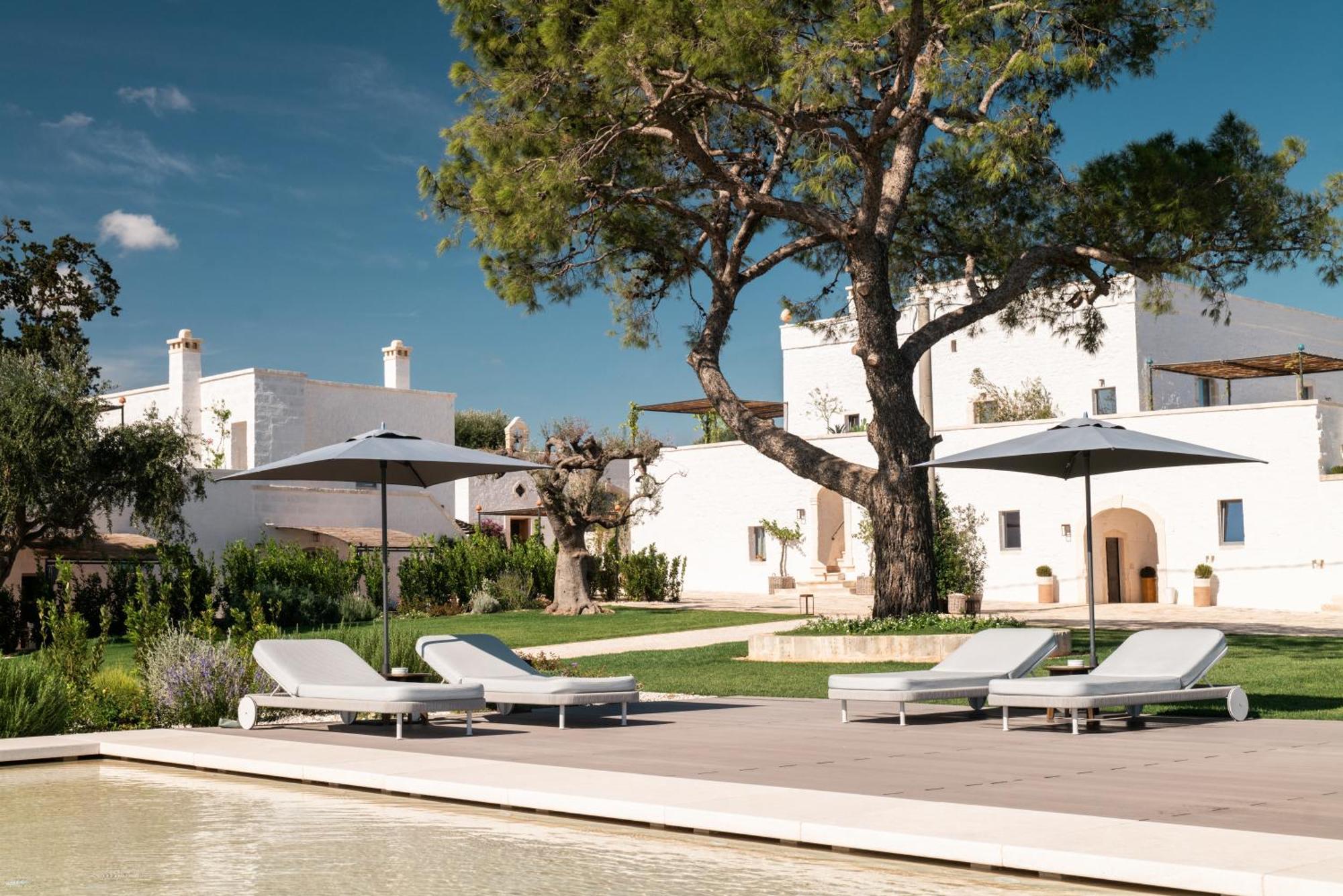 Hotel Masseria Auraterrae 5*